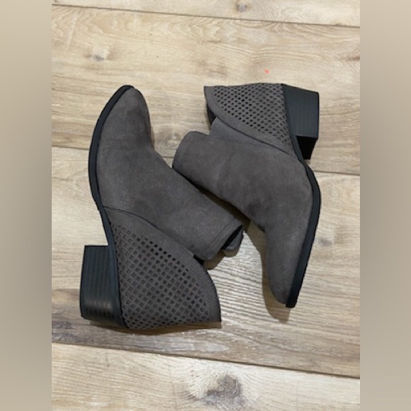 MIA Shoes - NWOT MIA grey ankle boot with small flaw